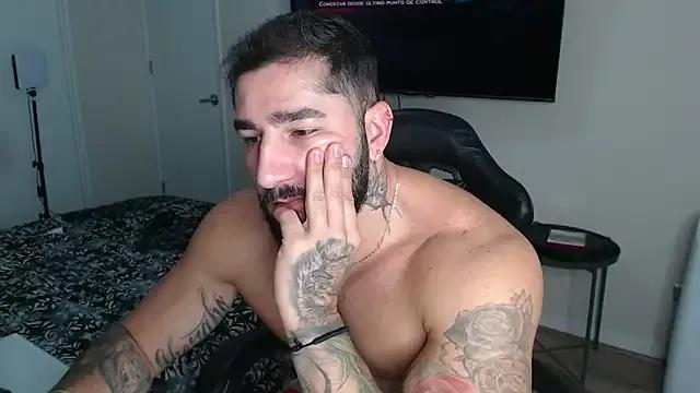 jonhklleyn on StripChat
