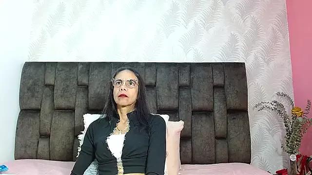 JuanitaDelMar on StripChat 