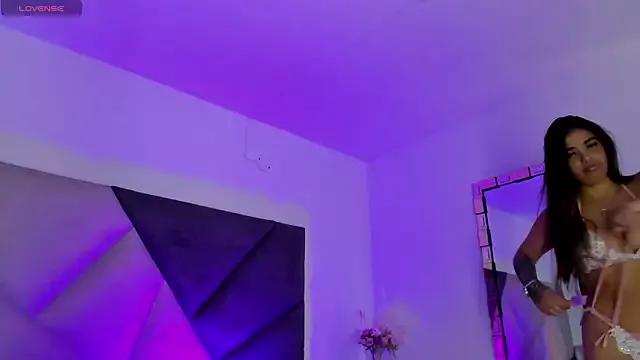 KarenPautt on StripChat 