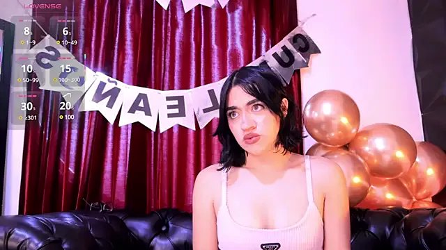 Offline KasiaNoir_ on StripChat