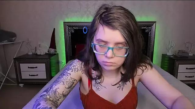 Katty_Kitty9999 on StripChat 
