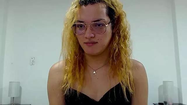 katya_kozlov on StripChat