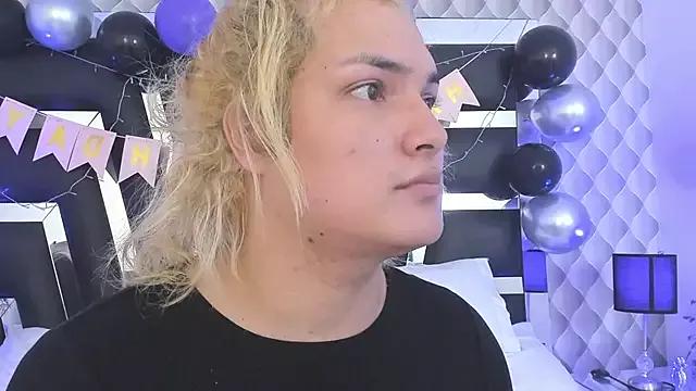 katya_kozlov on StripChat