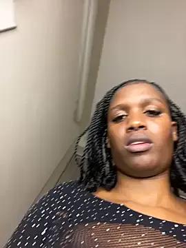 Kinkyy_ on StripChat