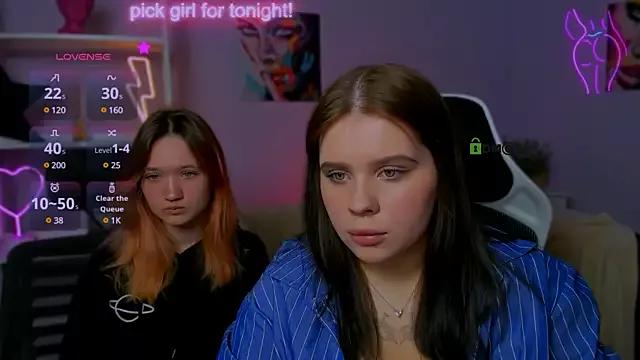 kitty_kris on StripChat 