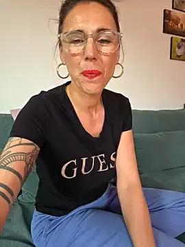Klamsine on StripChat 