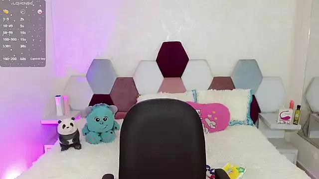 kushina_uzumaki75 on StripChat