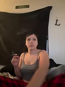 Freechat ladylavish on StripChat