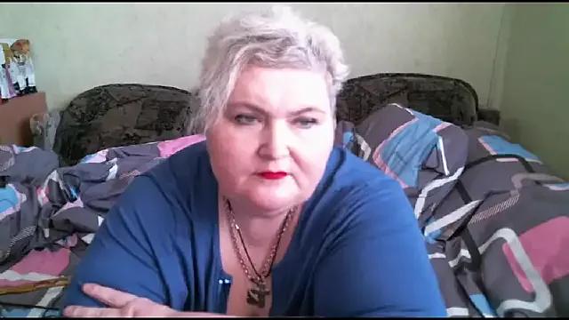Lana555 on StripChat 