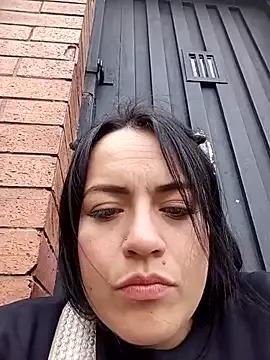 Lesly_10- on StripChat 