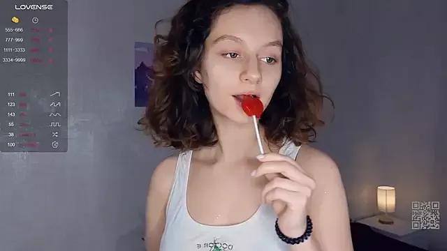 Leya_Curly on StripChat 
