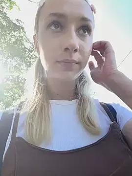 Freechat Lia__Love on StripChat