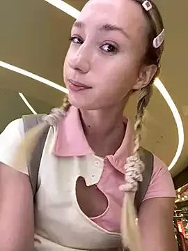 Freechat Lia__Love on StripChat