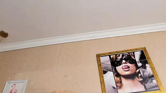 lialuam on StripChat 