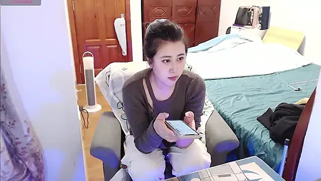 Liliya-77 on StripChat