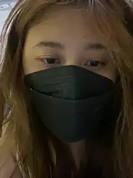 Liliya-77 on StripChat