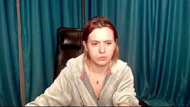 LilLolla on StripChat 