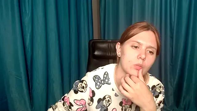 LilLolla on StripChat 