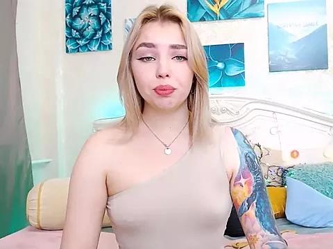 LillyMoure_ on StripChat 