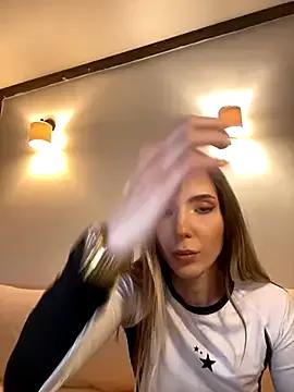 Freechat LINA_ALL_EYES_ON_YOU on StripChat