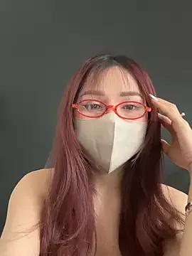 Linh_2004 on StripChat 