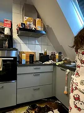 Freechat LittleChaosQueen on StripChat