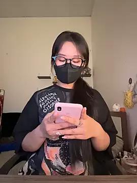 Freechat Livender_2x on StripChat