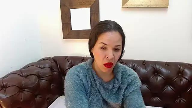 Lizeth_Bels on StripChat