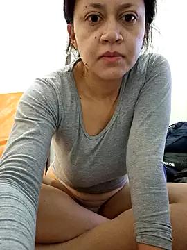 lombarlana-89 on StripChat