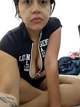 lombarlana-89 on StripChat