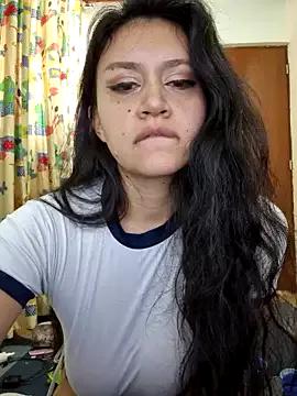 lombarlana-89 on StripChat