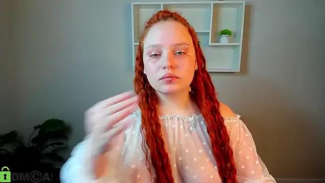 Looly_Rise on StripChat 