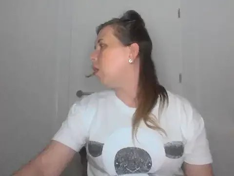 Freechat loveis007 on StripChat