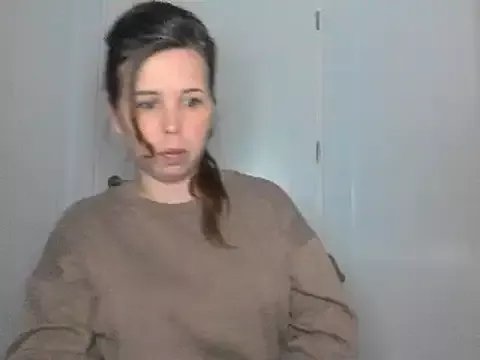 Freechat loveis007 on StripChat