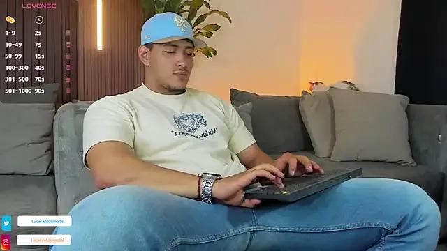 lucasanto_ on StripChat
