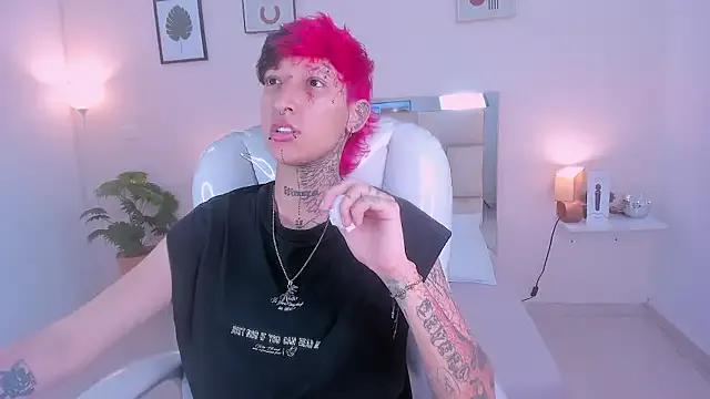 Luci_Rose on StripChat