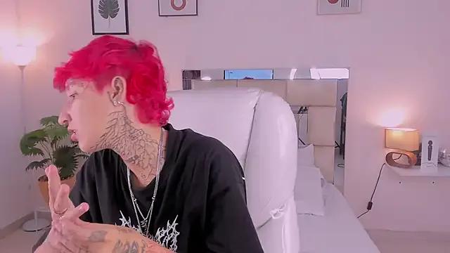 Luci_Rose on StripChat