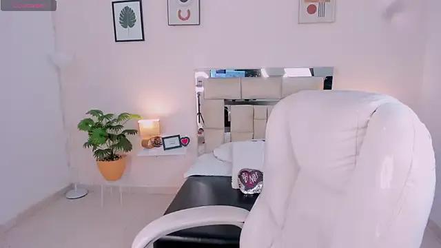 Luci_Rose on StripChat