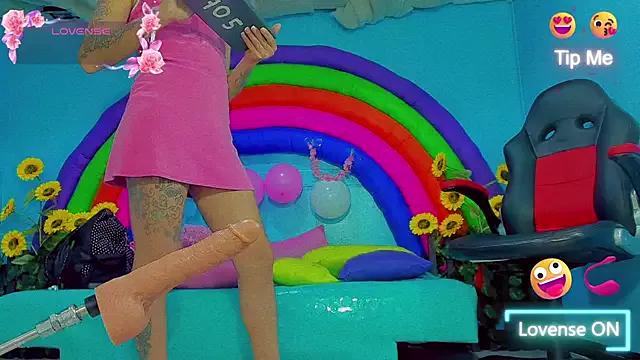 luna_sthefy on StripChat 