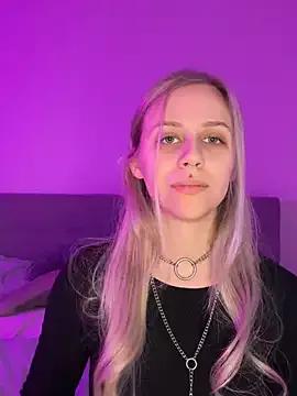 Freechat lunawolf21 on StripChat