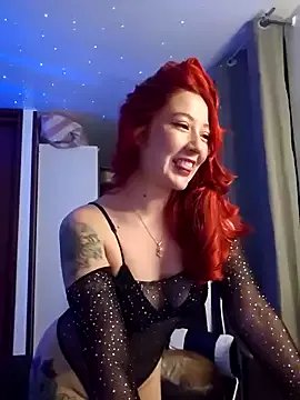 lunnaa_ on StripChat