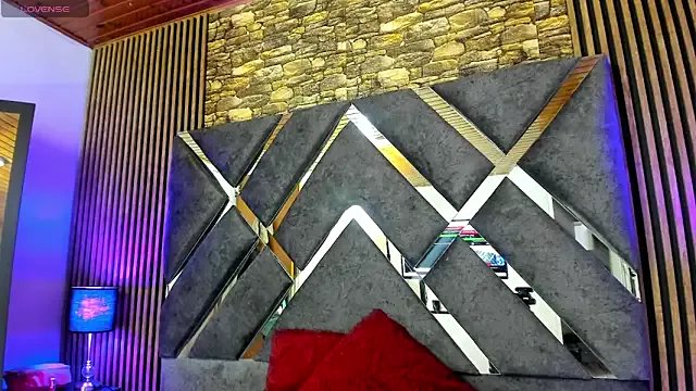 Offline marie_hss on StripChat