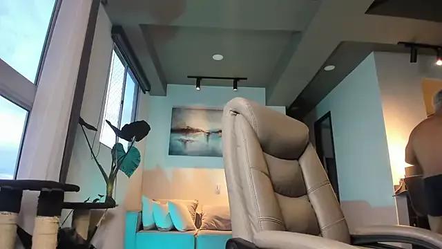 Maximo_Marcelo on StripChat