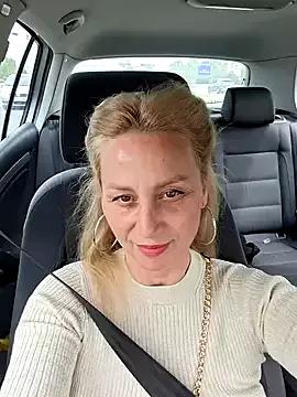 merlyn4 on StripChat