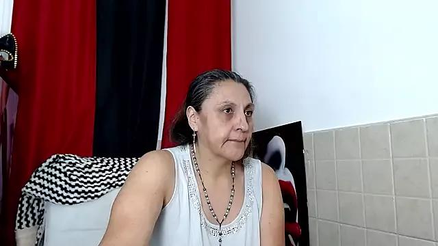 merlyna_goldens on StripChat 