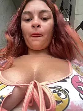 Freechat MiaLujan_ on StripChat