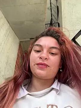 Freechat MiaLujan_ on StripChat