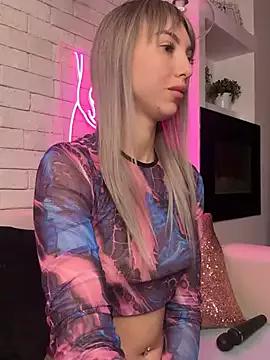 MiaMinx on StripChat 