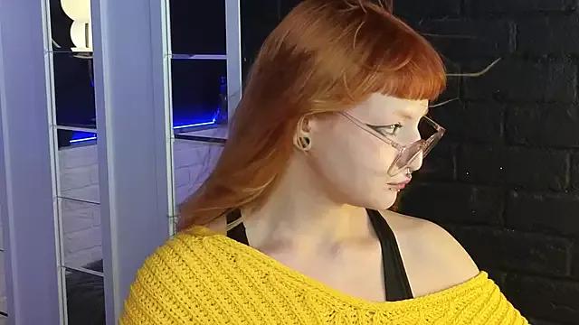 MiaYui on StripChat 