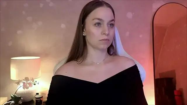 MilaFleur on StripChat